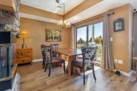 Prime Resort Location, Modern Ski/Out w/ Balcony