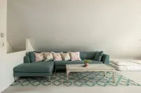 The Carriage Loft on 7th Street