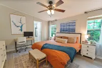 New Game Room-Snow Cones-Pet Friendly-Dock-Fire Pit-Kayaks-Paddleboards-