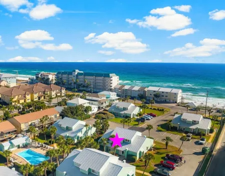 Coral Cabana - Steps to Beach - Beach Chair Service - Pool - Sea Cabins Отели рядом с достопримечательностью «Destin FL Rentals»