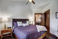 One Ski Hill 2Br Penthouse • Ski-in/Out w/ Stunning Gondola & Mountain Views Hotels in Peak 8