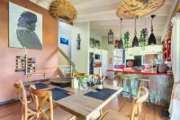 A house in Wentworth Falls with a great entertaining deck, firepit & wood burner