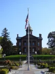 St. Croix Riverview Home...Walking Distance to Downtown Stillwater 酒店