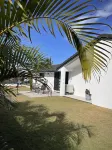 Gold Coast Comfort – Stylish 1-Bedroom Retreat Near Beaches, Cafés & Lake