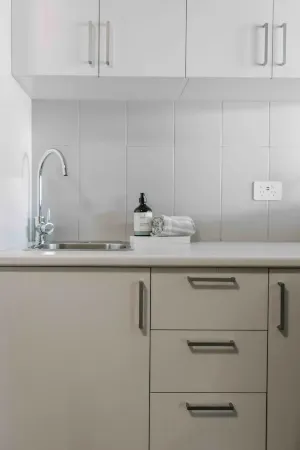 Cooinda Studio Отели рядом с достопримечательностью «Сноуи Маунтинс Граммар Скул»