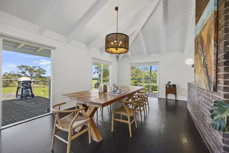 Reconnect with nature in a private bushland setting