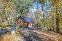 Rustic Private Cabin Outdoor Hot tub w/ Lake View