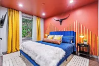 Lux Home, Hot Tub, Firepit, Game & Movie Rooms, Boone-12Min