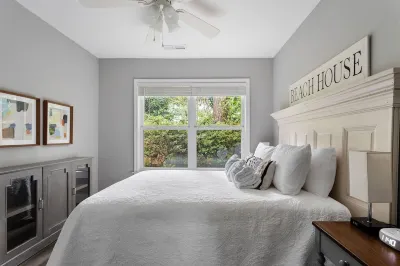 Relaxation and Location - The Lowcountry Cottage