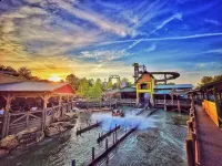 5Star MajesticRetreat, TableRock Lake Branson Chalet, Walk2Lake,FirePits,HotTub