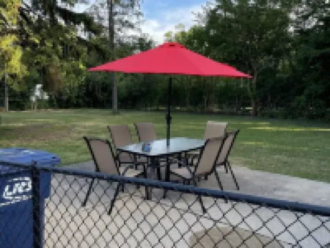 Freshly Remodeled Cozy Home Hotels in Des Plaines