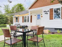 Lakewoods Cottage