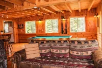 Direct Trail Access - 5Bdrm + 2BA - 9Beds + Game Room