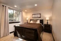 Lake Front House with Amazing View Near Bend Oregon