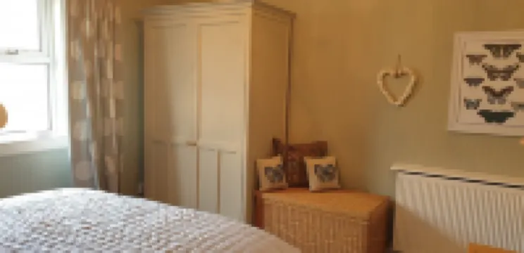 In the heart of the East Neuk, with fabulous sea view and close to great golf.