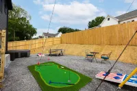 Downtown ~ Hot Tub - Ping Pong - Putting Green - Connect 4 - PAC Man ~ Hotels in Bristol