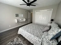 Beautifully remodeled duplex near the ark encounter. This listing is for 1 side.