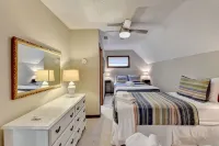 Golden sunrise, big water views, and marina a hop away