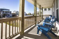 Sea 2 Sea - 4 Bdrm w/ Pool and New Patio - 1 Minute Walk to Beach