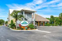 ⛵️WATERFRONT RESORT ON MERRIT ISLAND! 🏝️ NEW LISTING!🚀🚢 🐠⛱️ Hotels near Java Cream Cafe