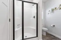House on Pond in Idaho Springs with Hot Tub - New Construction Custom Built!