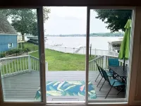 Huge waterfront lake house on Manitou- perfect year round retreat, sleeps 10 Hotels in Rochester