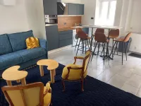 Maison de Ville au Calme à Proximité du Château et du Centre Ville Hotels in Vendome