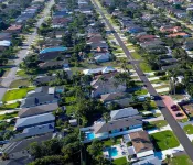 New Villa! Close to the 🏖️! Heated Pool/Spa, Lanai, Grill, EV🔌! Two King beds!