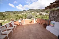 Villa con Excelente Piscina Hotels in Soller