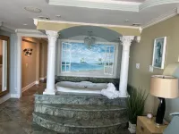 Honeymoon Suite; Whirlpool and Beautiful Oceanview