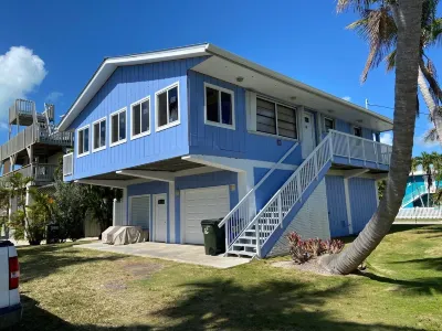 Off the beaten path in one of Islamorada’s hidden gem of a community Hotel in zona Fiesta Key RV Resort and Marina