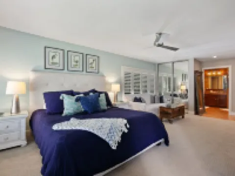 Highly Upgraded 2 Bedroom 2.5 Bath Condo Located in Gated Complex On the Bluff Hotels in Solana Beach