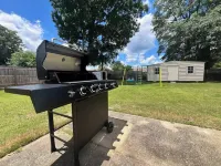 5 Bedroom Expansive Haven with Hot tub, Pool Table, Arcade & Outside Playset