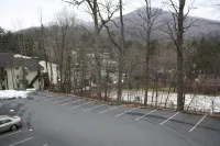 Close to Appalachian State University Campus: boone permit#224-0015