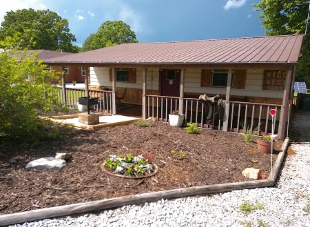 Rustic Serenity in the Ozarks