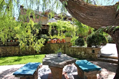 Molino Rodete recently restored with fireplace, swimming pool... Jimera de Libar 호텔