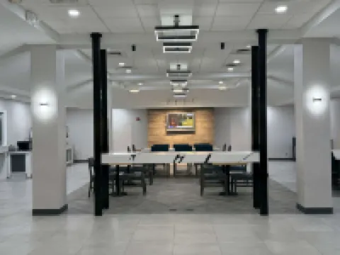 阿倫港巴頓坊西凱藝套房酒店 西巴吞魯日縣酒店