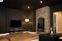 Premium accommodations for up to 4 people in the heart of Downtown Greensburg Hotels in Westmoreland County