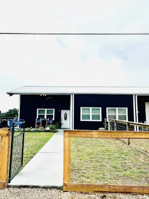 Frick'n Ranch Welcomes Hunters Hotels in Colorado County