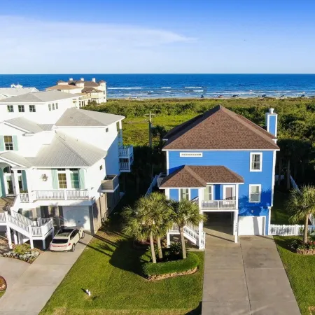 BlueMar Beach House, Ocean View 5Br, Exclusive Beach Access – 3 Min Walk to Sand