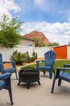 Charming home walking distance from downtown Kanab, w/King Suite