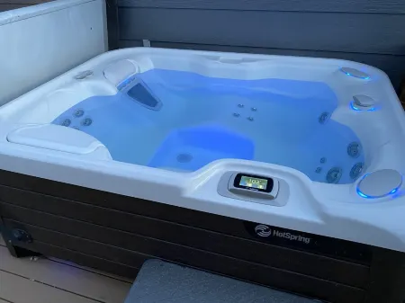 Elk Haven House - Less than 5 min from Yellowstone Park! Beautiful views! Отели в г. Гардинер