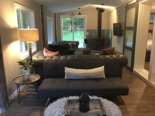 Maine Wilderness Oasis: Swimming, Hiking, Fishing, Boating Hotels in Bucksport