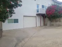 Relaxing Farm Vibes Near Safari Zoo Legoland & Wineries