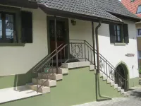 Historic winegrower's house Hotels in Mullheim