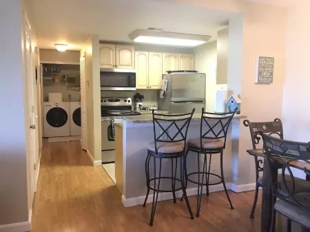 Beautiful views, 2 bdrm, 1 bath condo, sleeps 6, 2nd Floor Unit