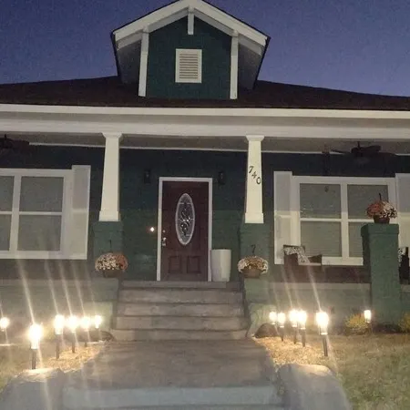 Macon a Little Music House.  Family-sized Home <1 Mile to Mercer & Downtown