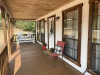 Simply Buffalo sleeps 10,  St Joe, AR- Float the middle beautiful Buffalo River