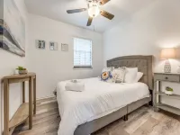 7 Bed Home / Mins to Wineries / Walk to Town Square