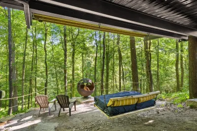 Ohiopyle Luxury Treehouse Nemacolin Castle 주변 호텔